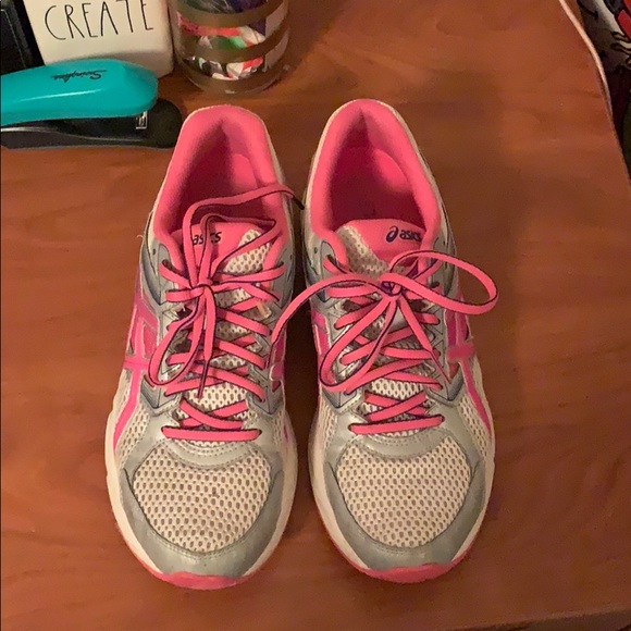 ASICS - Picture 3 of 3